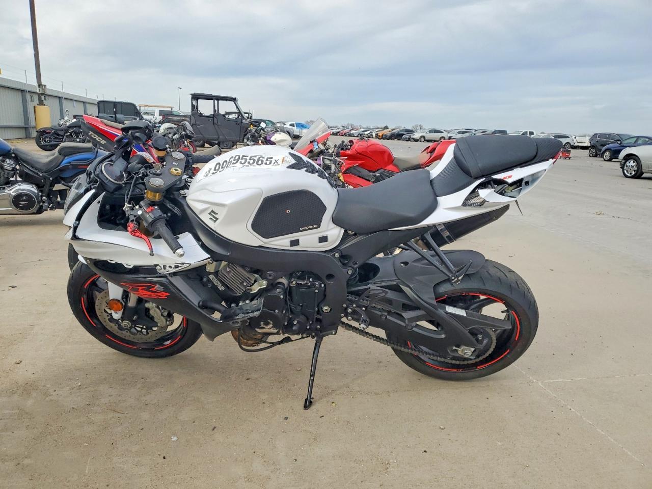 2019 Suzuki GSX-R750