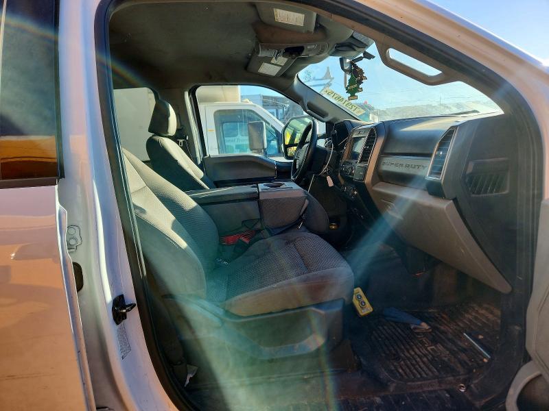 2022 Ford F550 Super Duty Chipper Truck