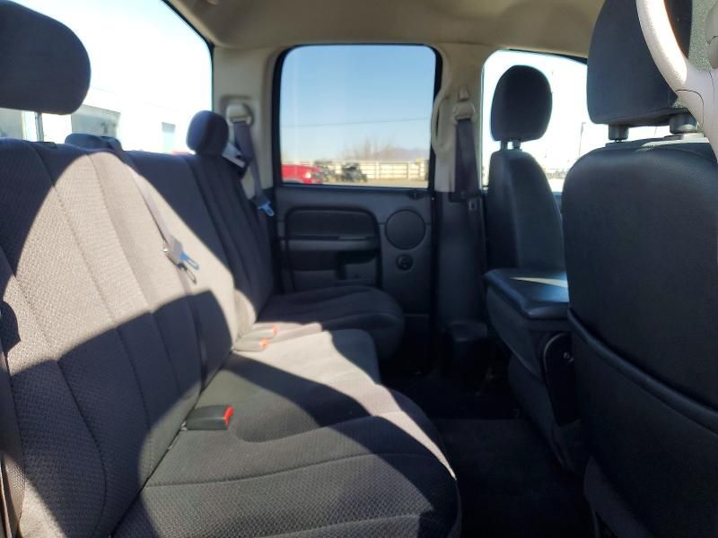 2004 Dodge Ram 1500 st