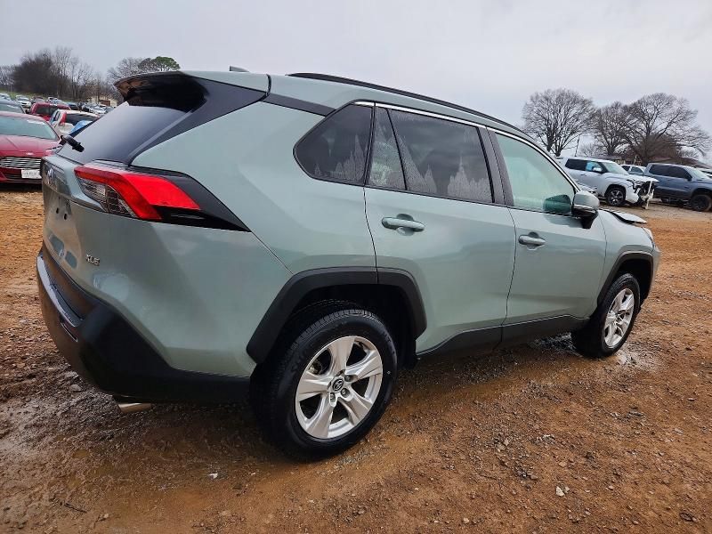 2020 Toyota Rav4 xle