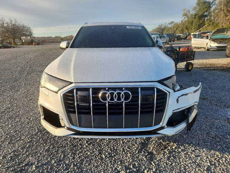 2024 Audi Q7 Premium Plus