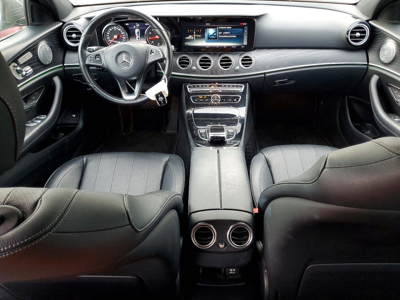 2017 Mercedes-Benz E 300