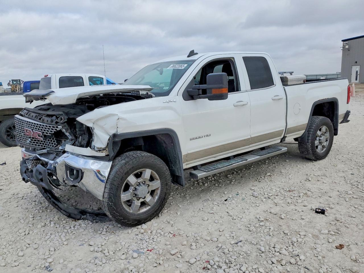 2016 GMC Sierra K2500 SLE