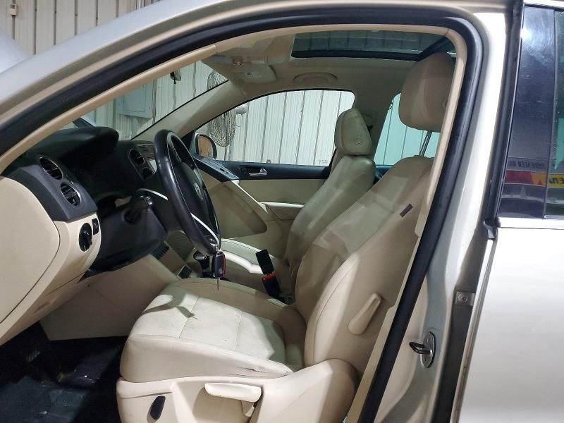 2010 Volkswagen Tiguan se