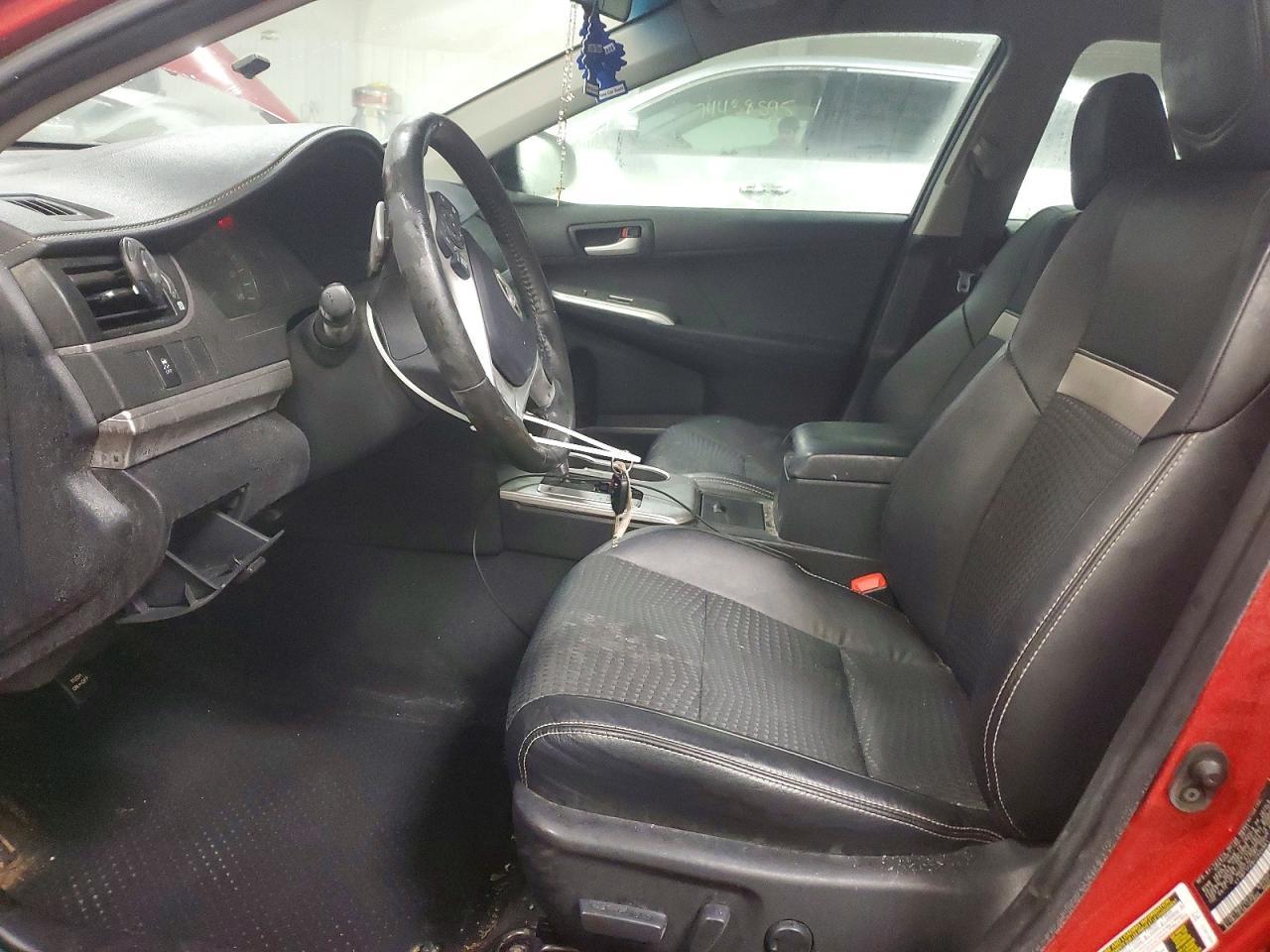 2012 Toyota Camry se