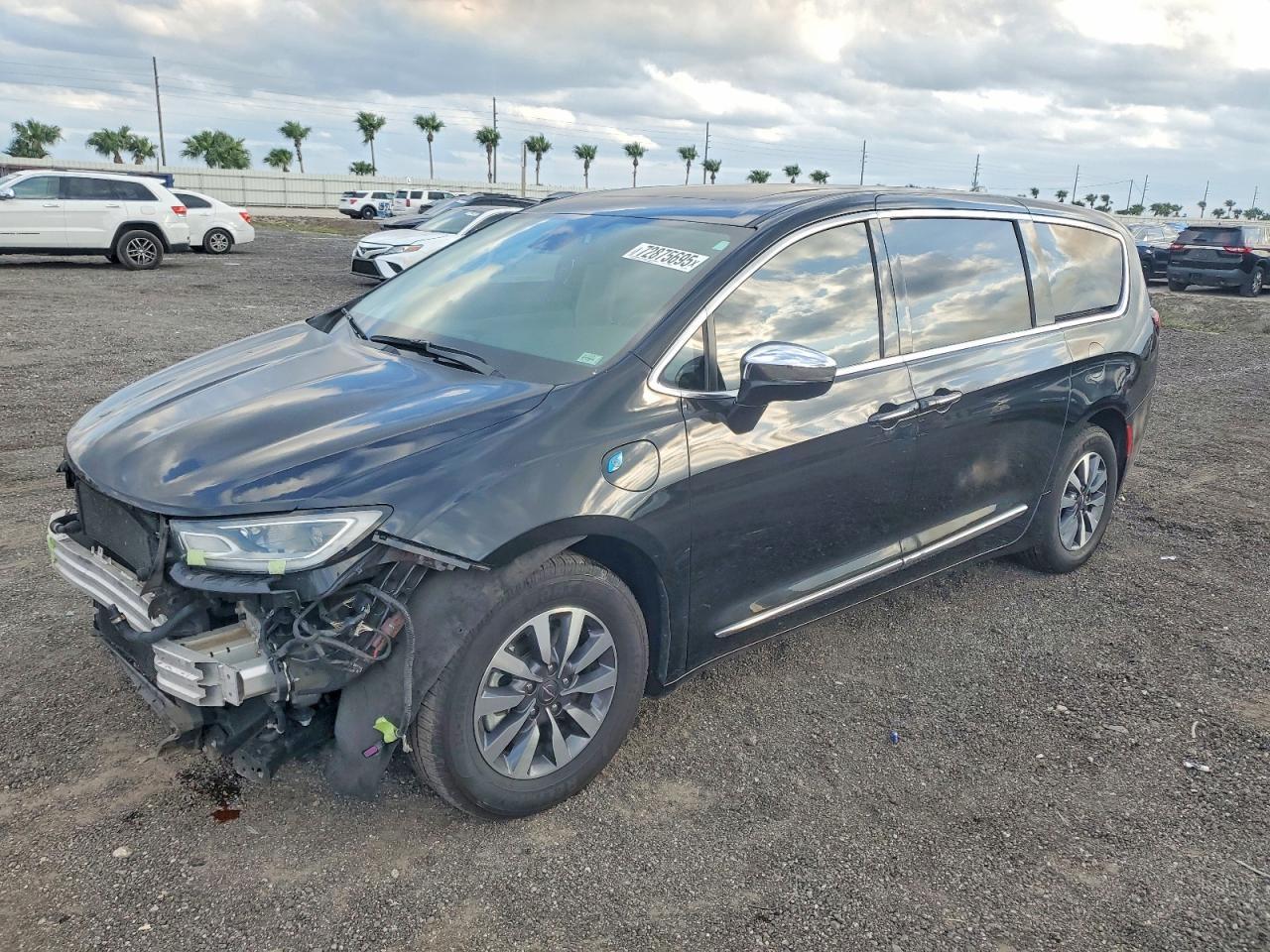 2022 Chrysler Pacifica Hybrid Limited
