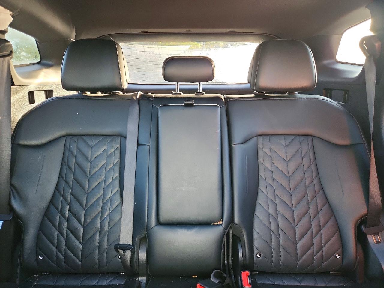 2023 KIA Sportage x Line