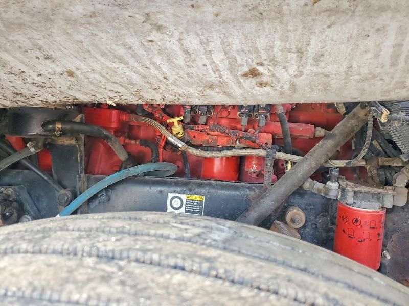 2009 Peterbilt 386 Semi Truck