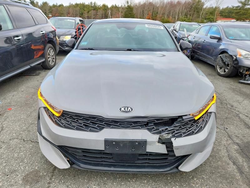 2021 KIA K5 gt Line