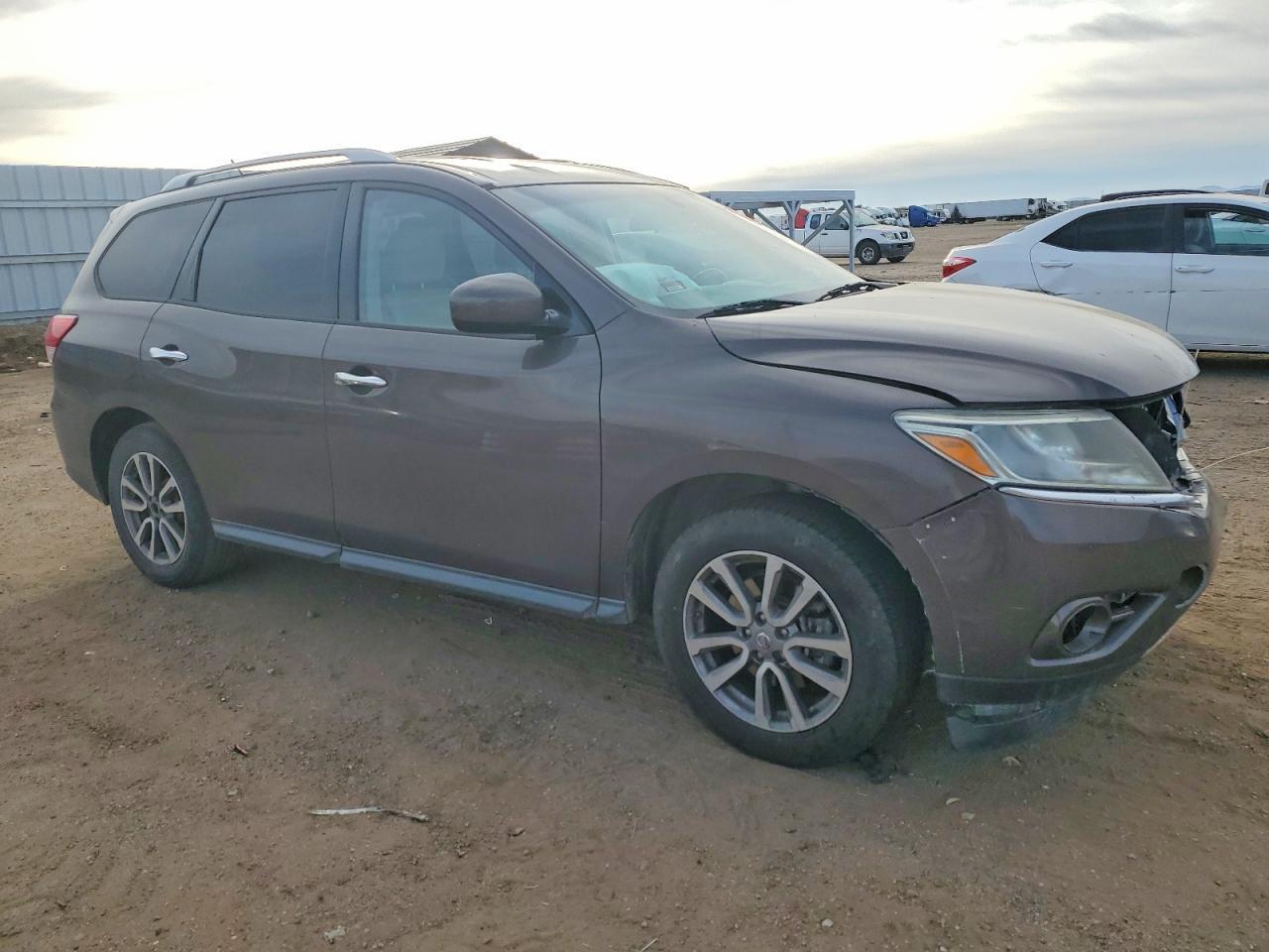 2015 Nissan Pathfinder s