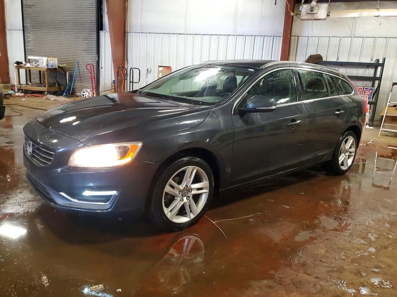 2015 Volvo V60 Platinum