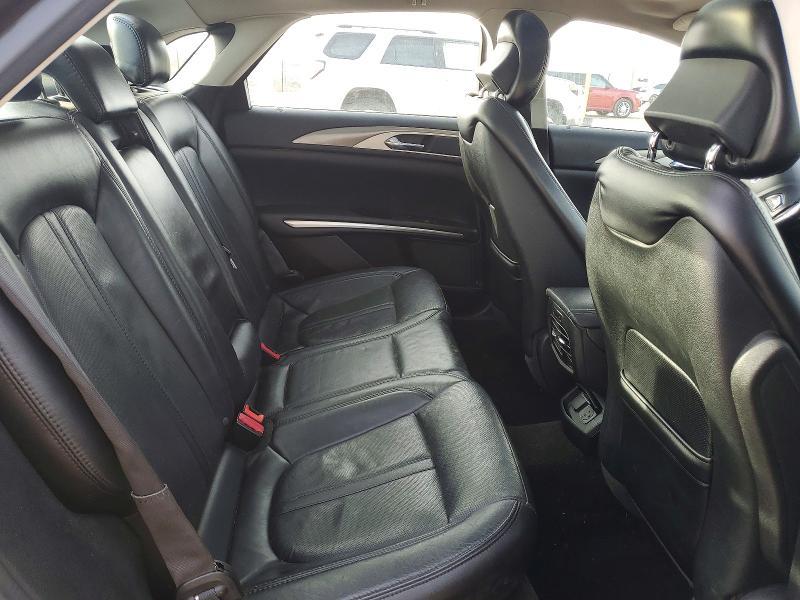 2016 Lincoln Townhouse MKZ