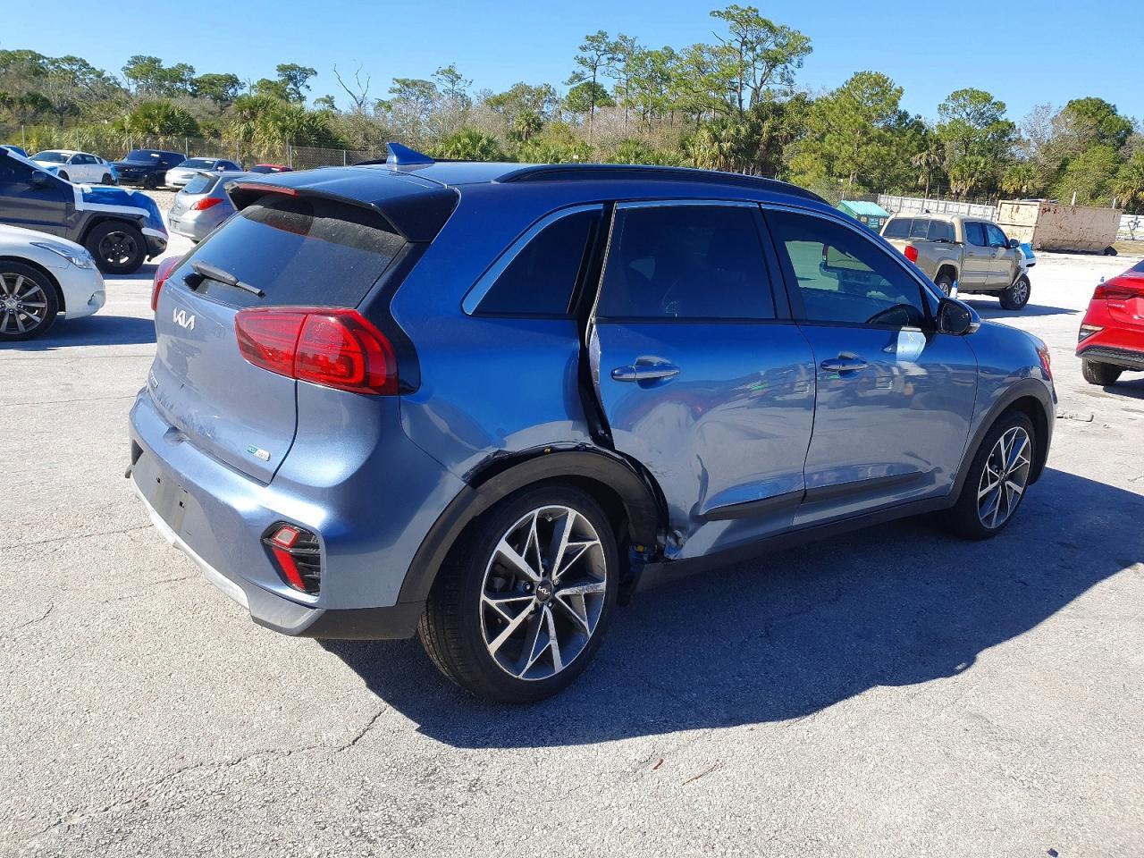 2022 KIA Niro Touring Special Edition