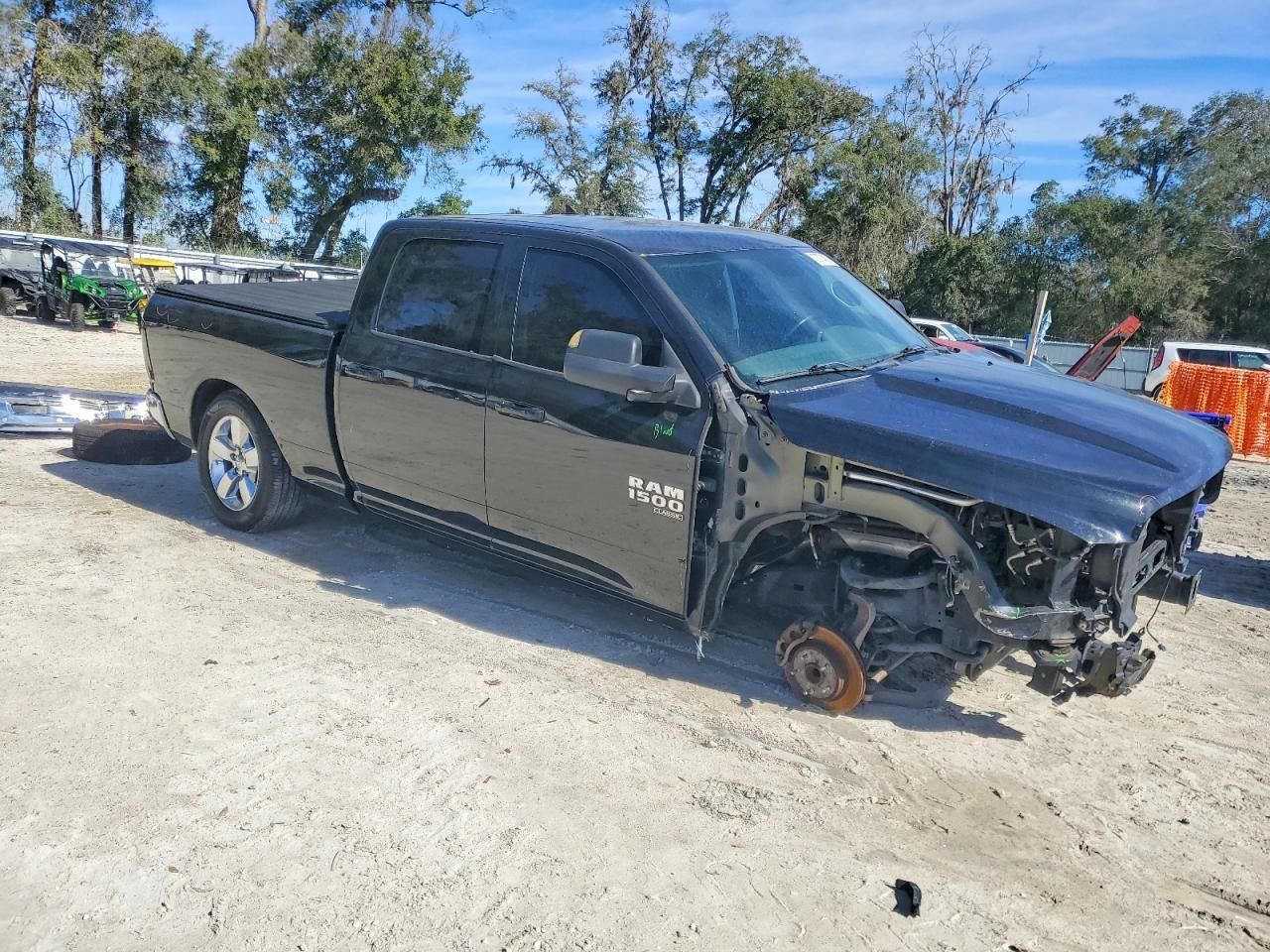2019 Dodge Ram 1500 Classic slt