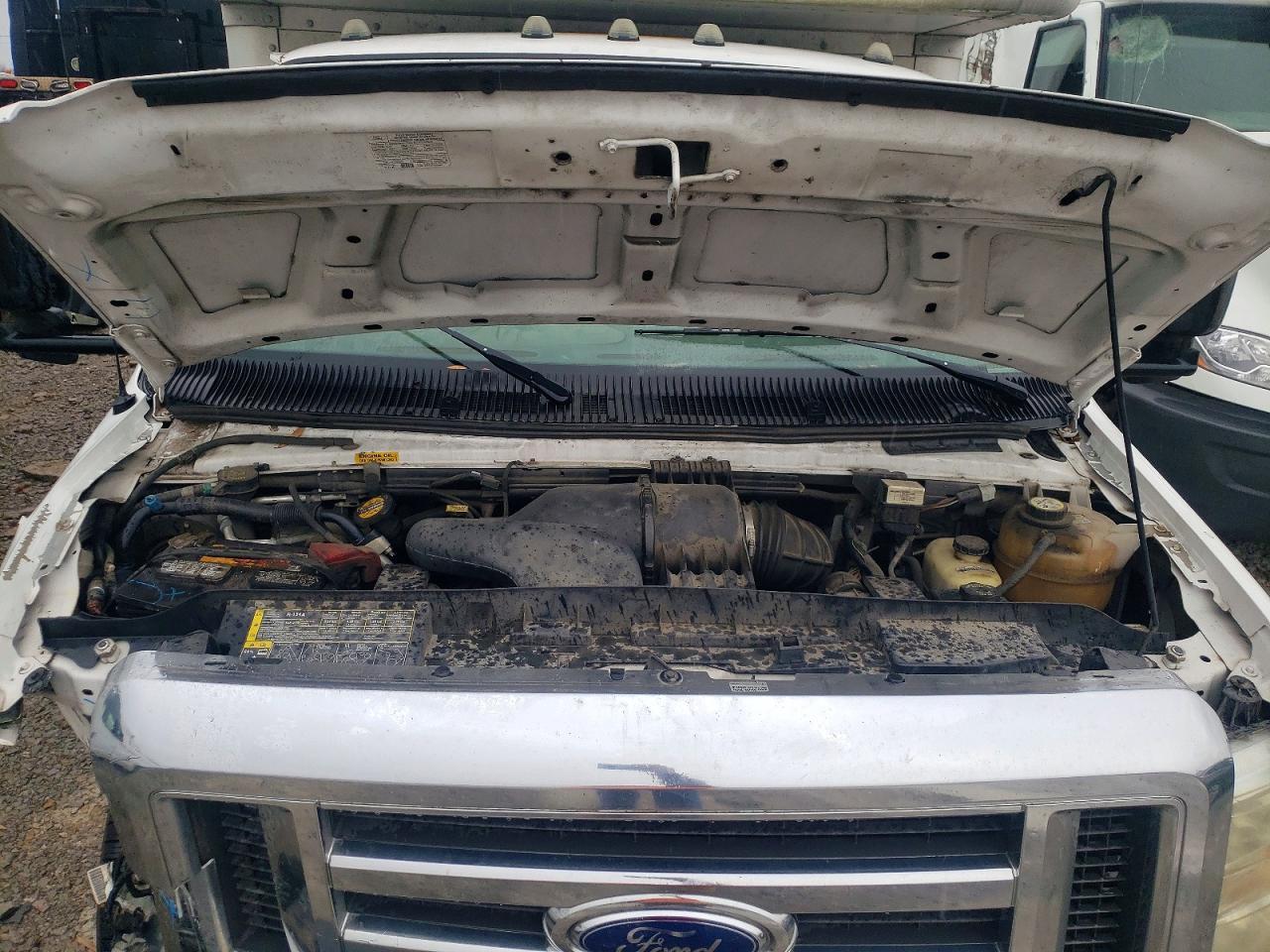 2008 Ford E450 BOX Truck