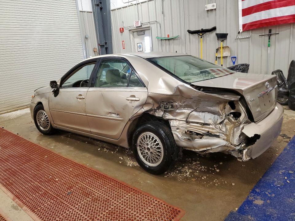 2003 Toyota Camry le