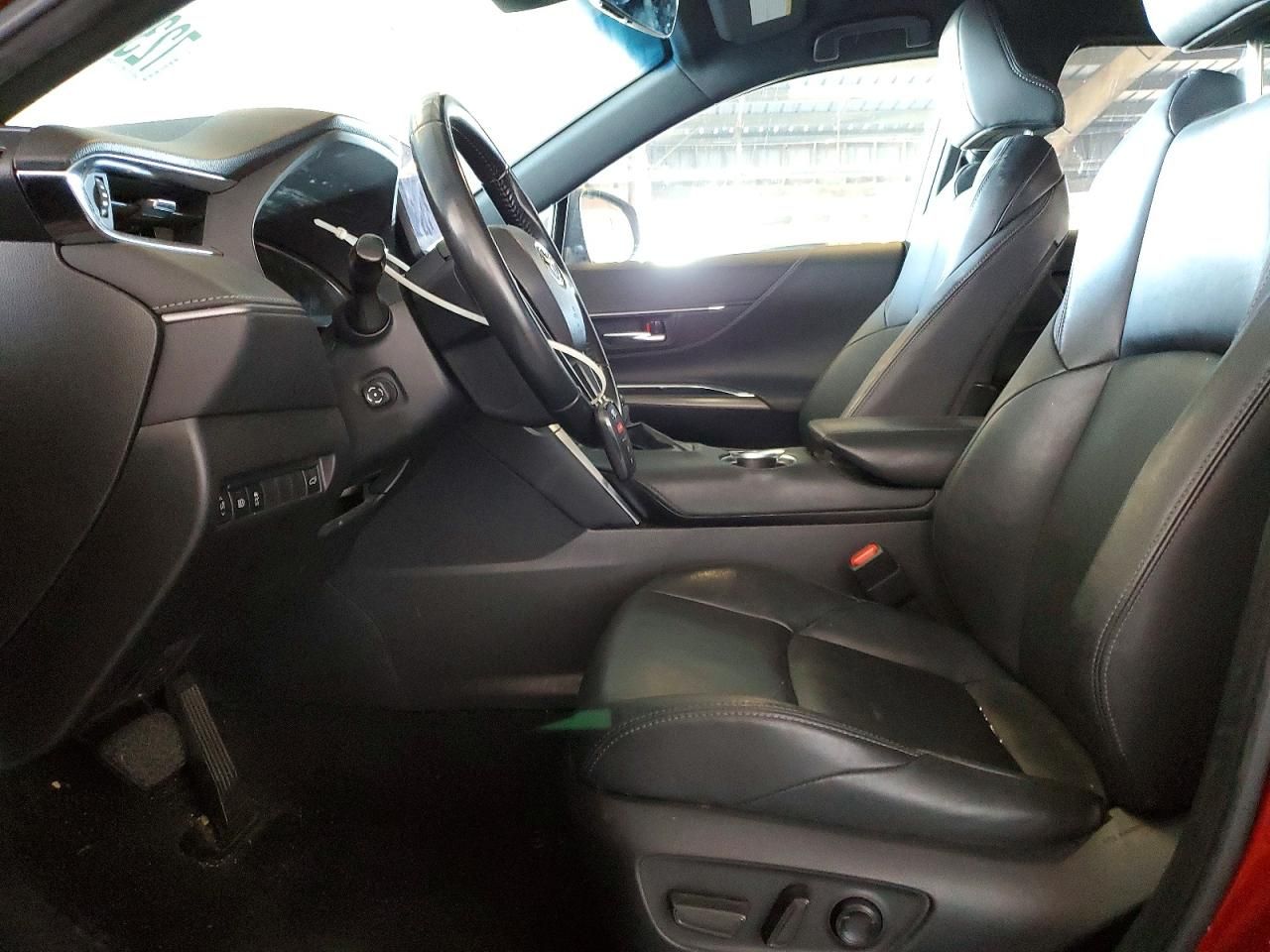 2023 Toyota Venza le