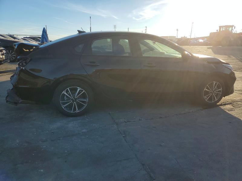 2024 KIA Forte lx