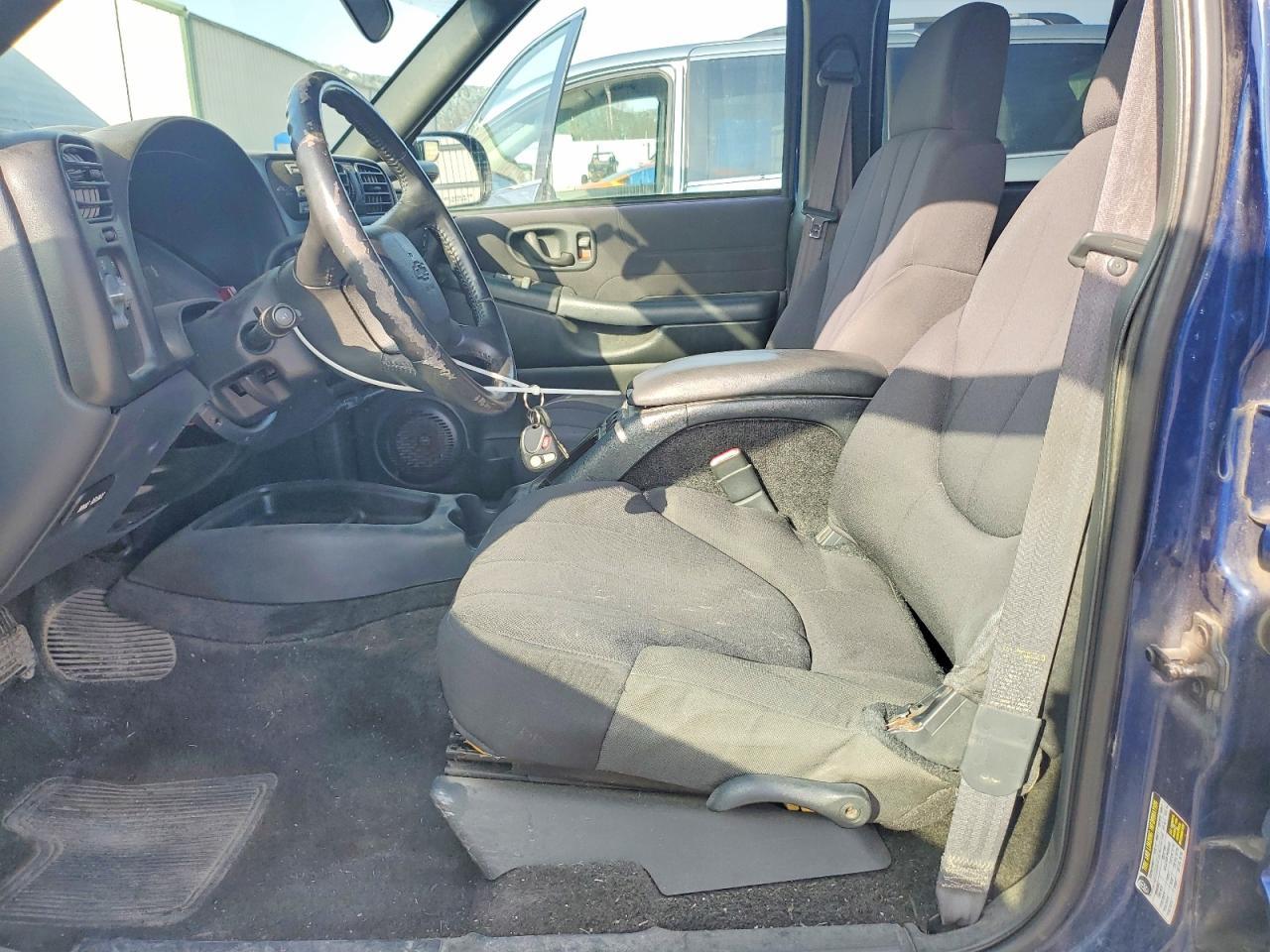2004 Chevrolet S Truck S10