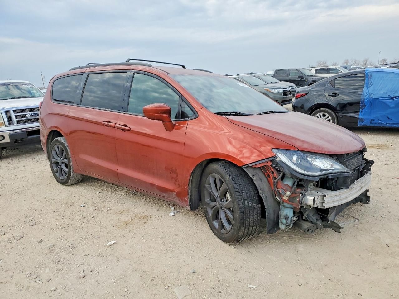 2018 Chrysler Pacifica Touring l