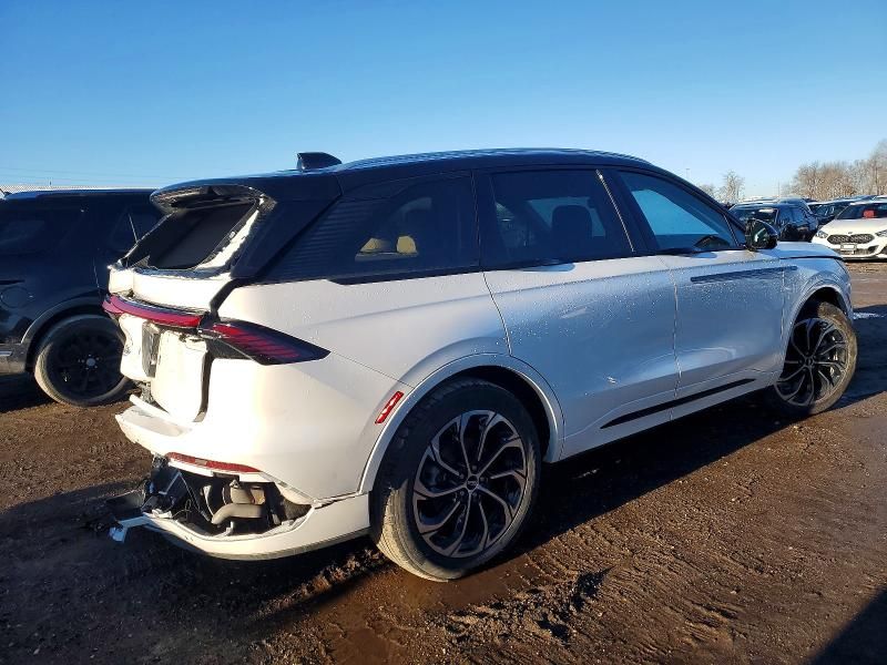 2025 Lincoln Nautilus Reserve