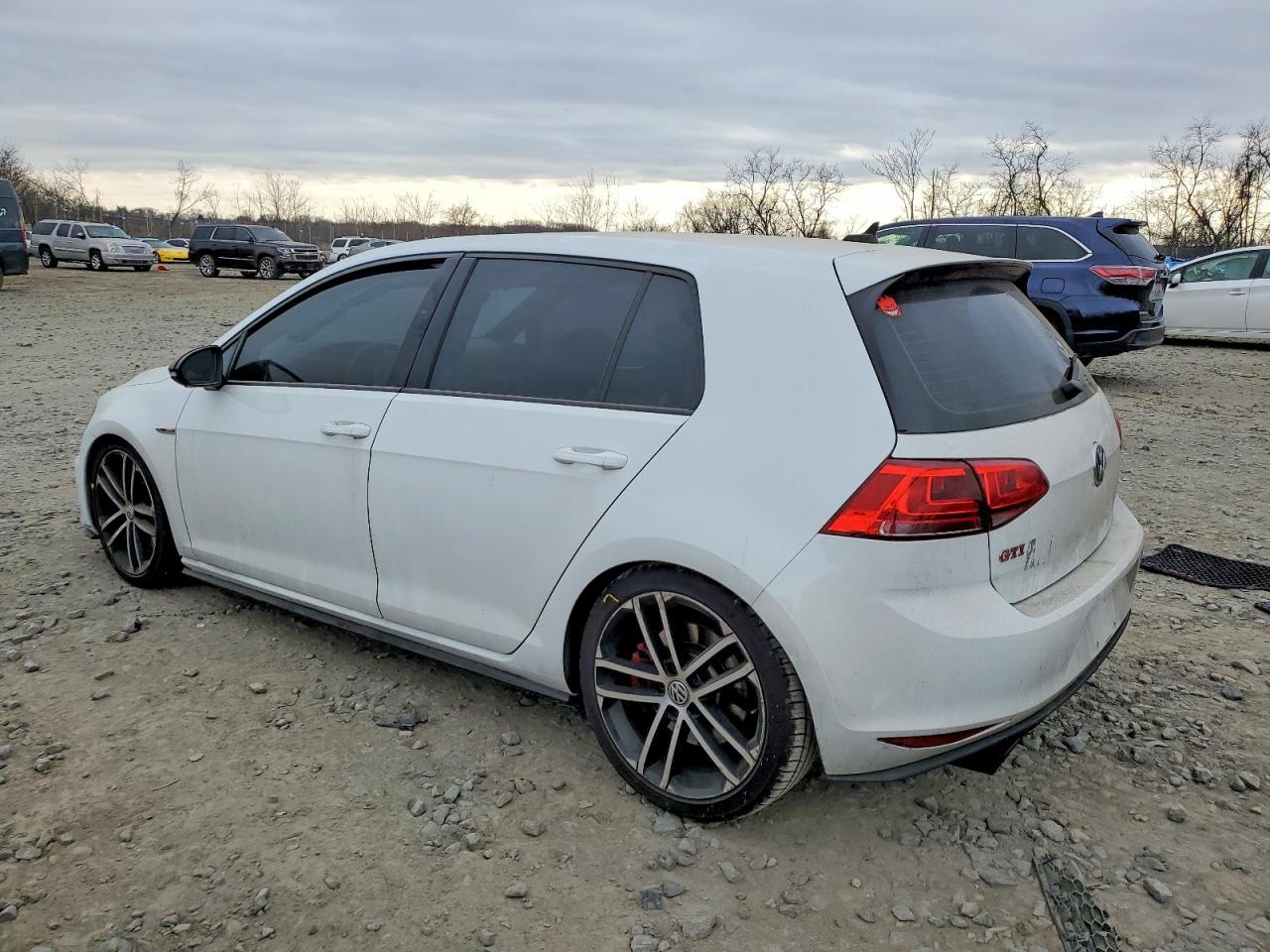 2017 Volkswagen Gti S/se