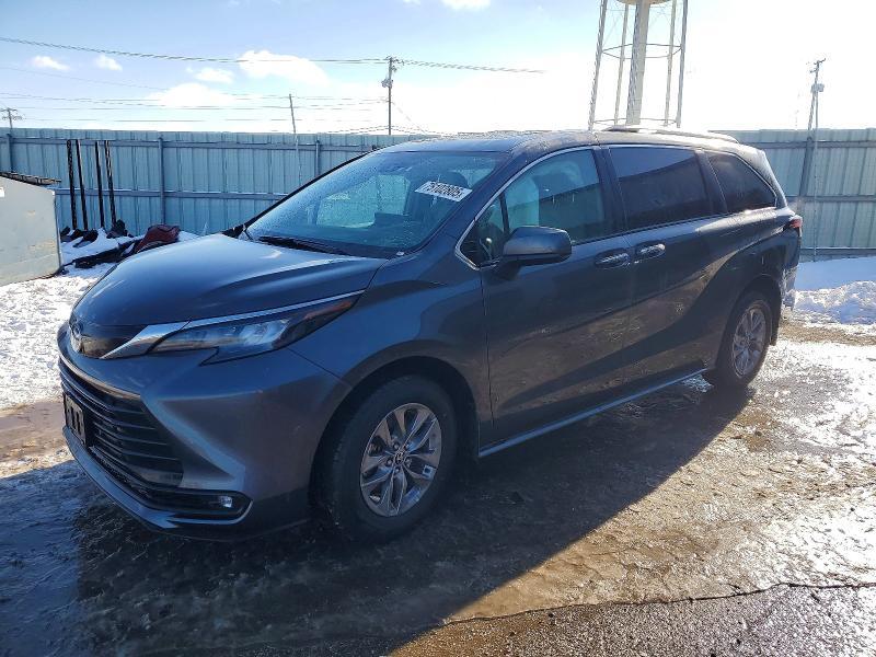 2025 Toyota Sienna