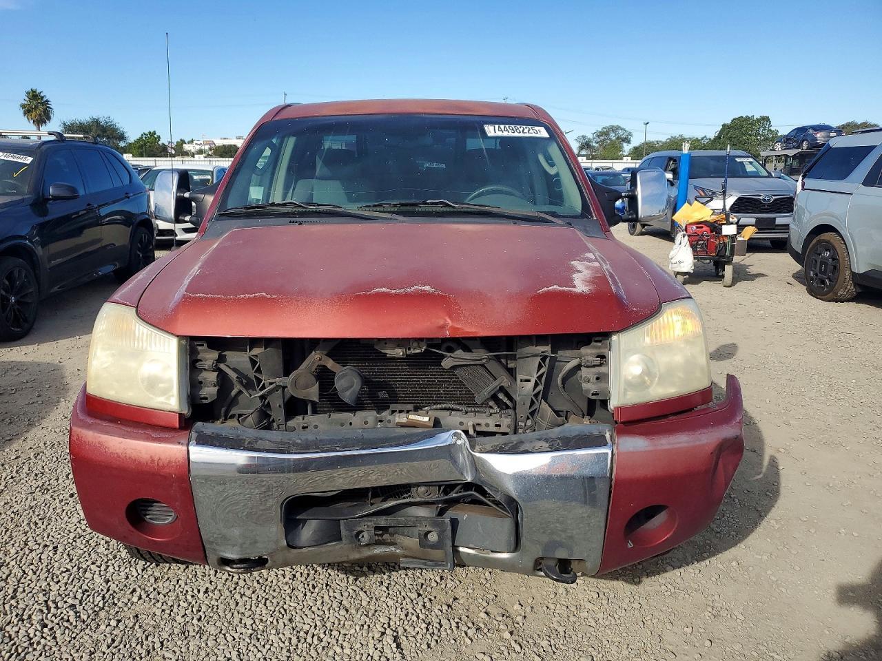2005 Nissan Titan xe