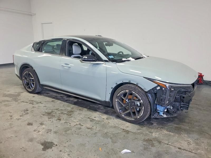 2025 KIA K4 gt Line