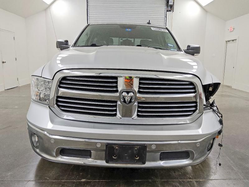 2017 Dodge Ram 1500 slt