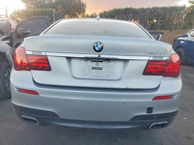 2015 BMW 740 li