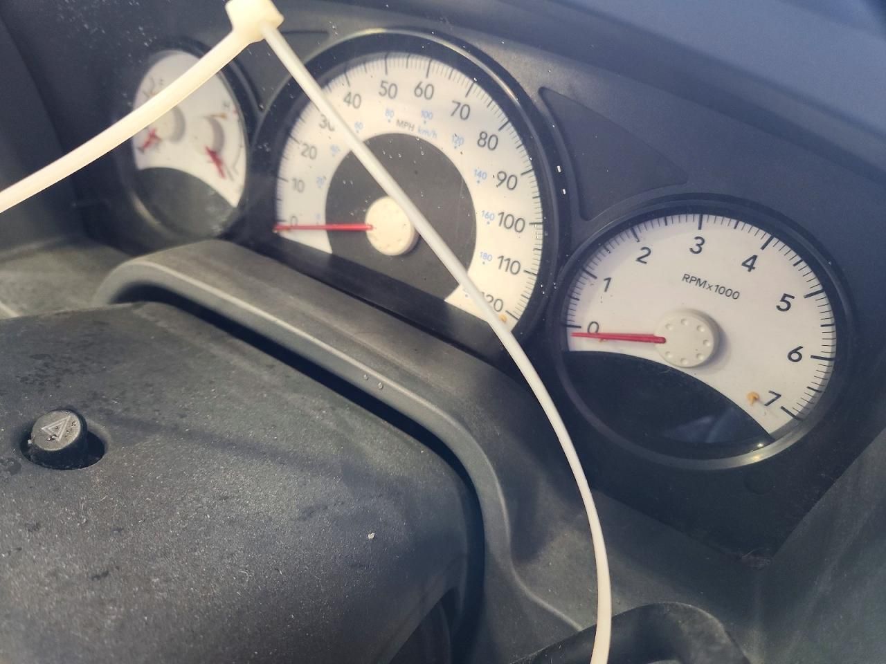 2005 Dodge Dakota Quattro