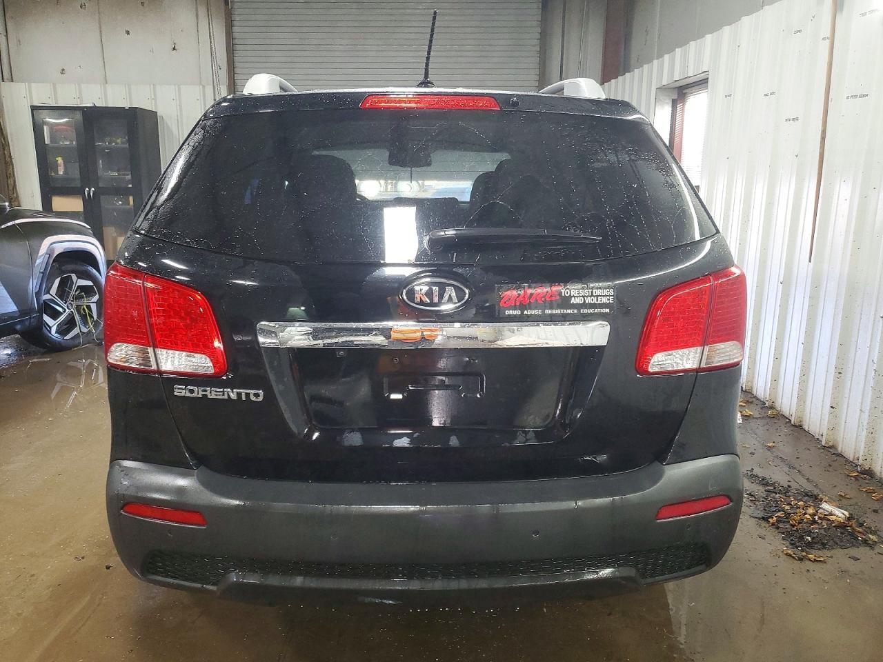 2011 KIA Sorento lx