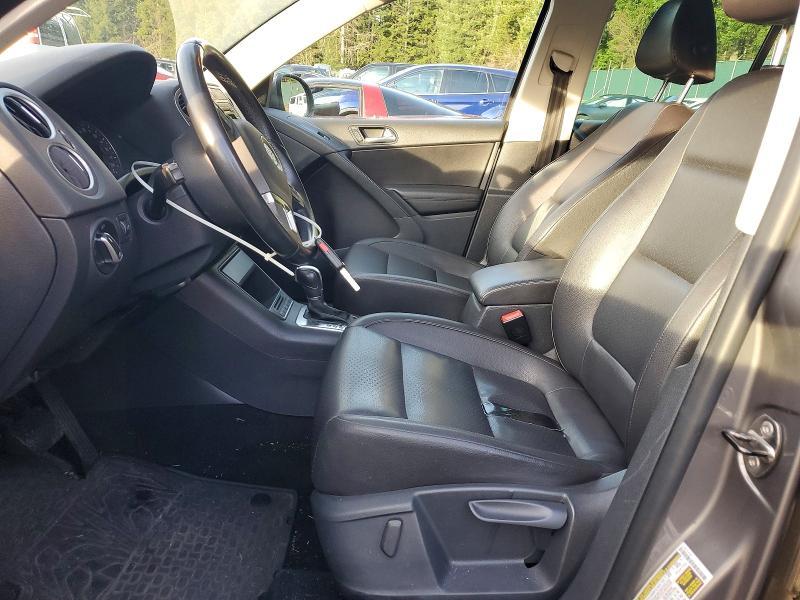 2011 Volkswagen Tiguan s
