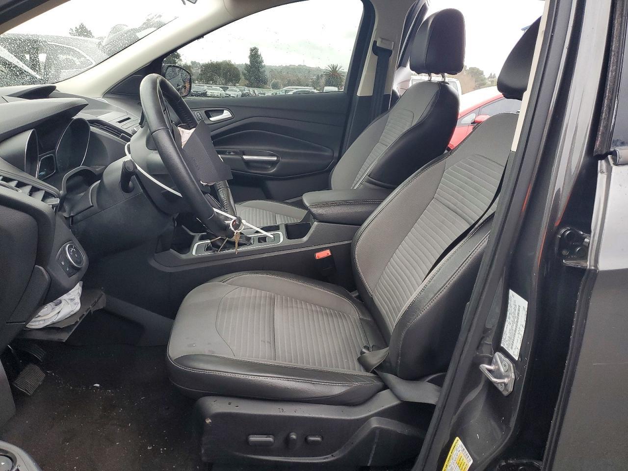 2017 Ford Escape se