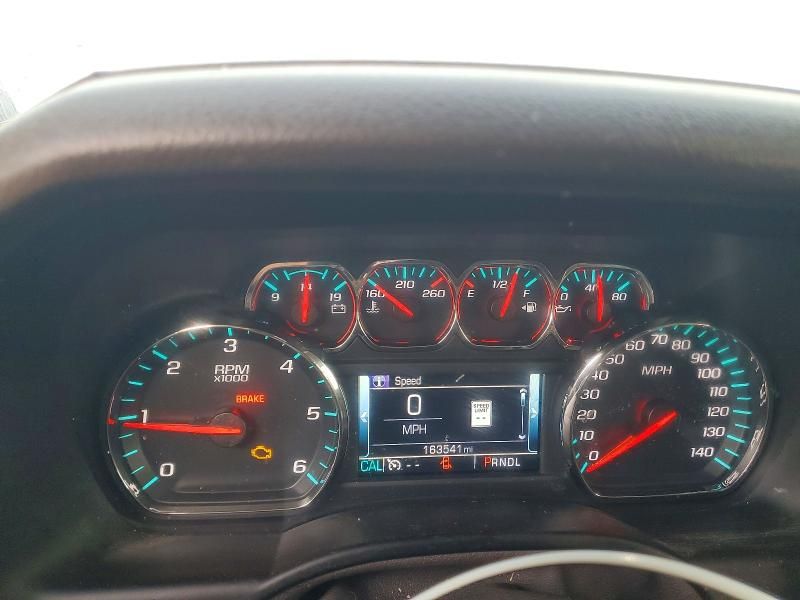 2017 Chevrolet Suburban K1500 lt