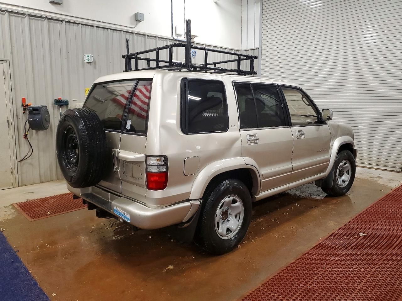 2000 Isuzu Trooper s