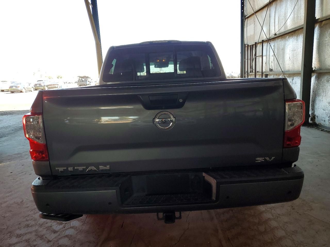 2020 Nissan Titan sv