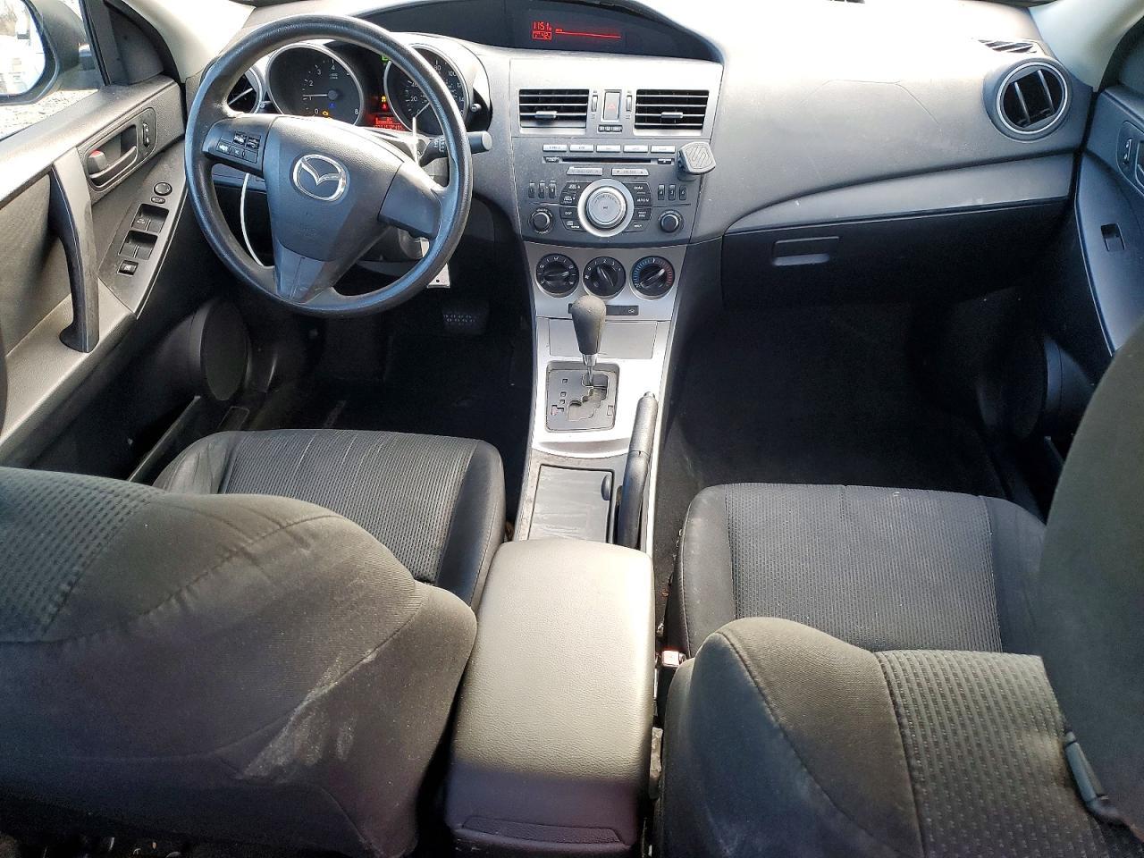 2011 Mazda 3 I