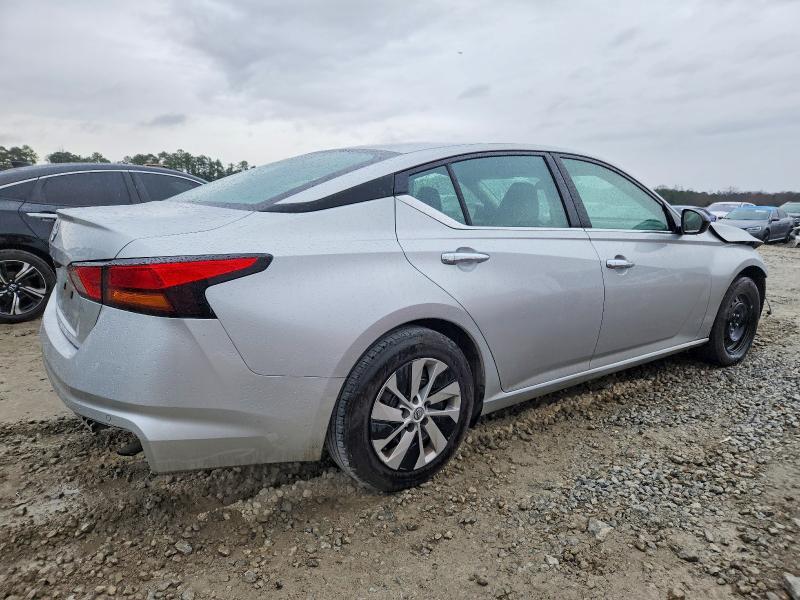 2024 Nissan Altima s