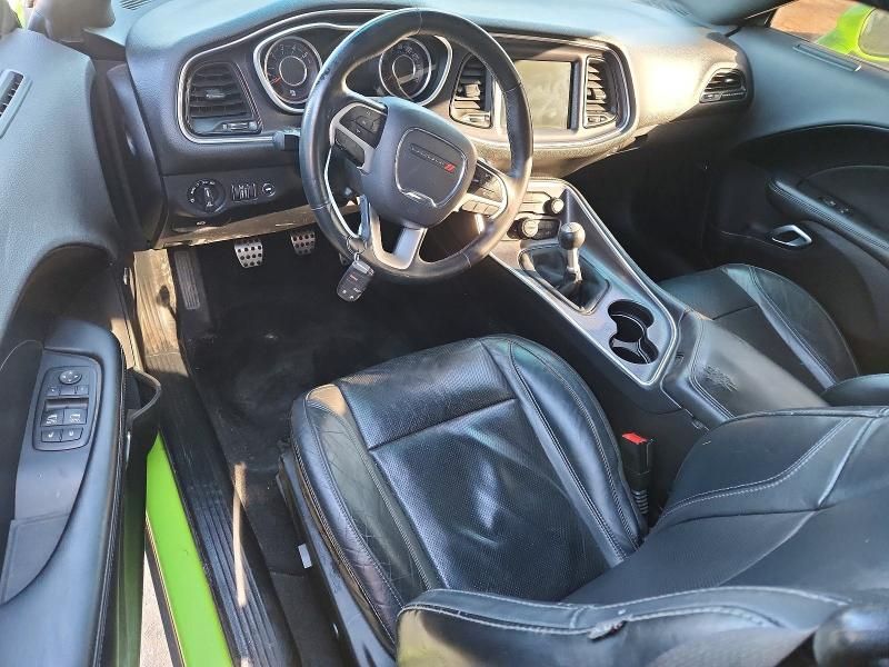 2015 Dodge Challenger sxt Plus