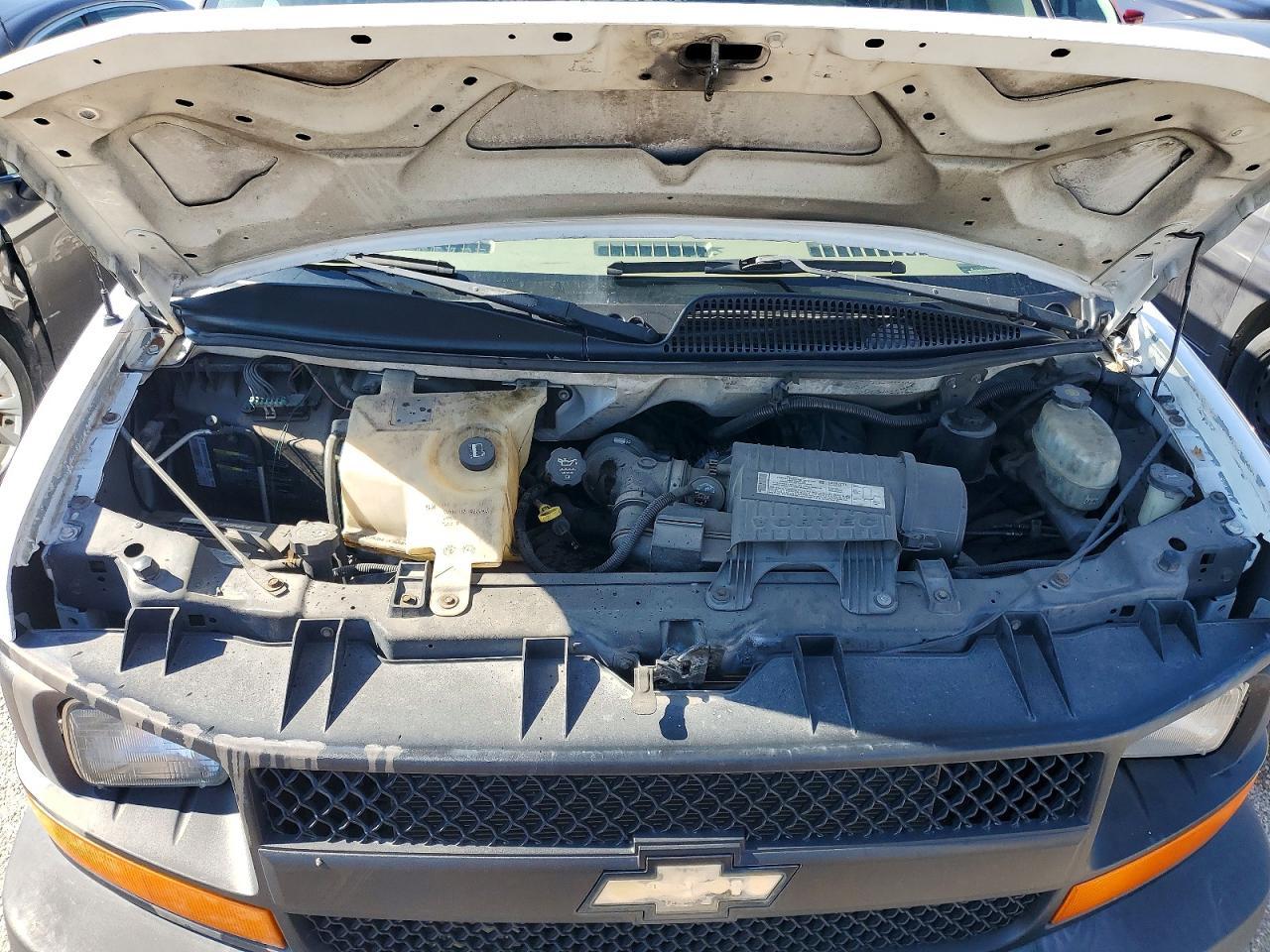 2006 Chevrolet Express G2500 Utility / Service Van