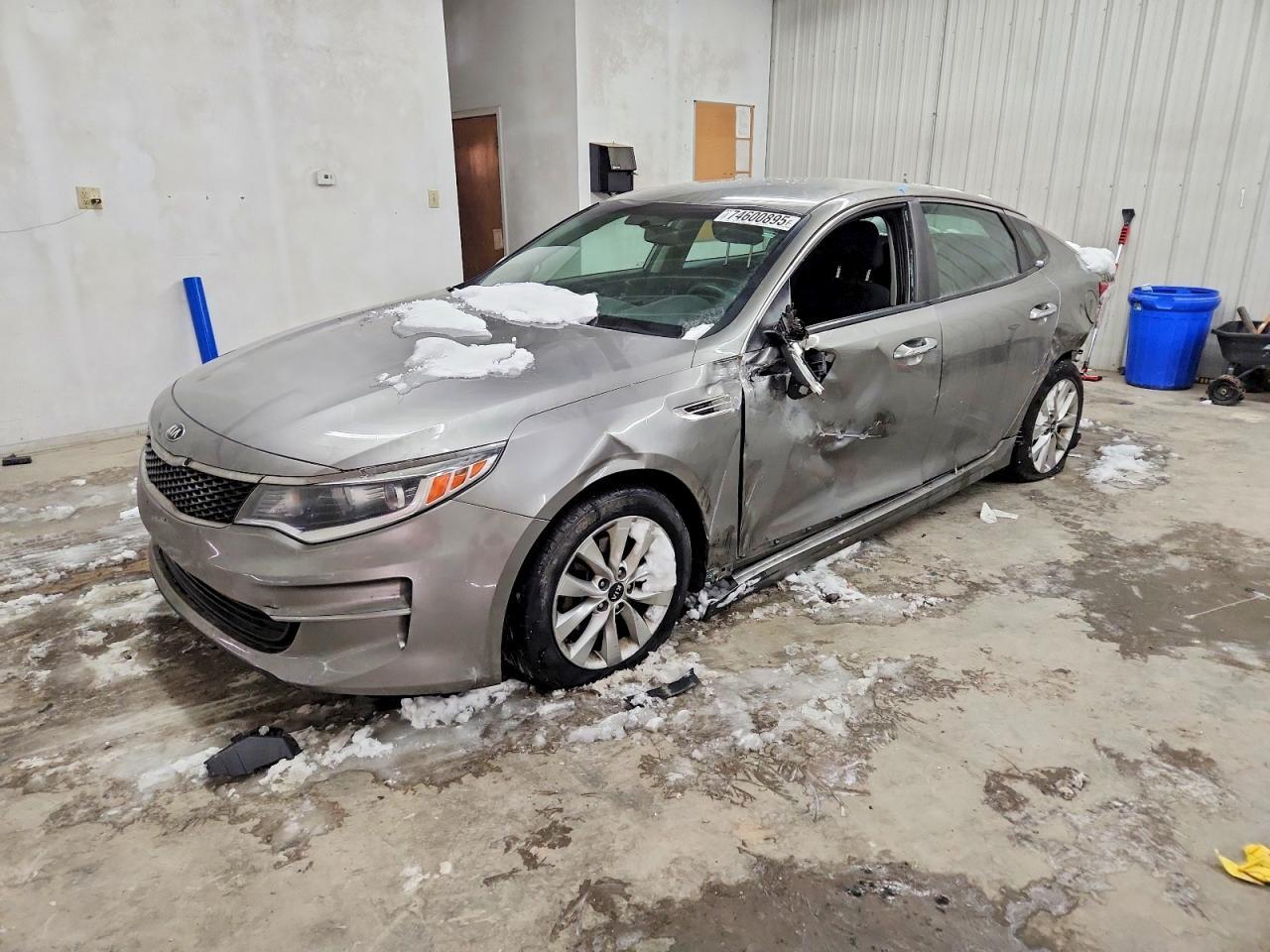 2017 KIA Optima lx