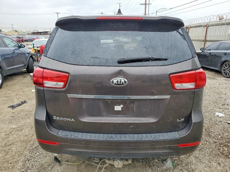 2016 KIA Sedona lx