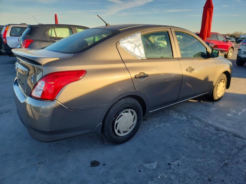 2016 Niss Versa 1.6 s Plus