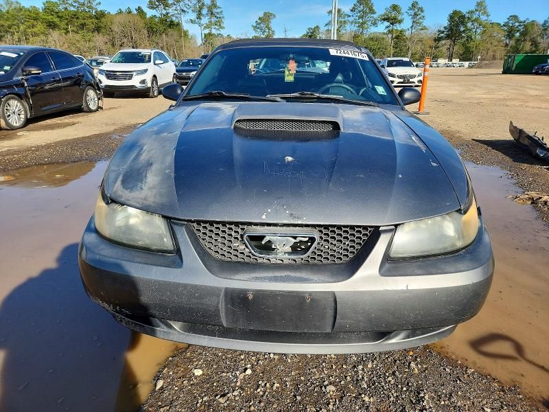 2004 Ford Mustang gt