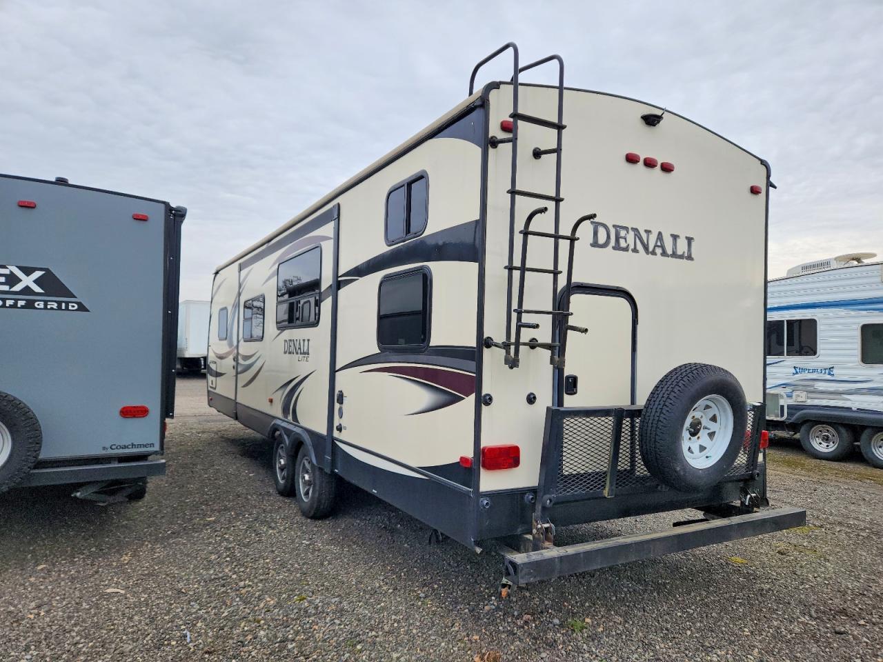 2016 Dutchmen Denali