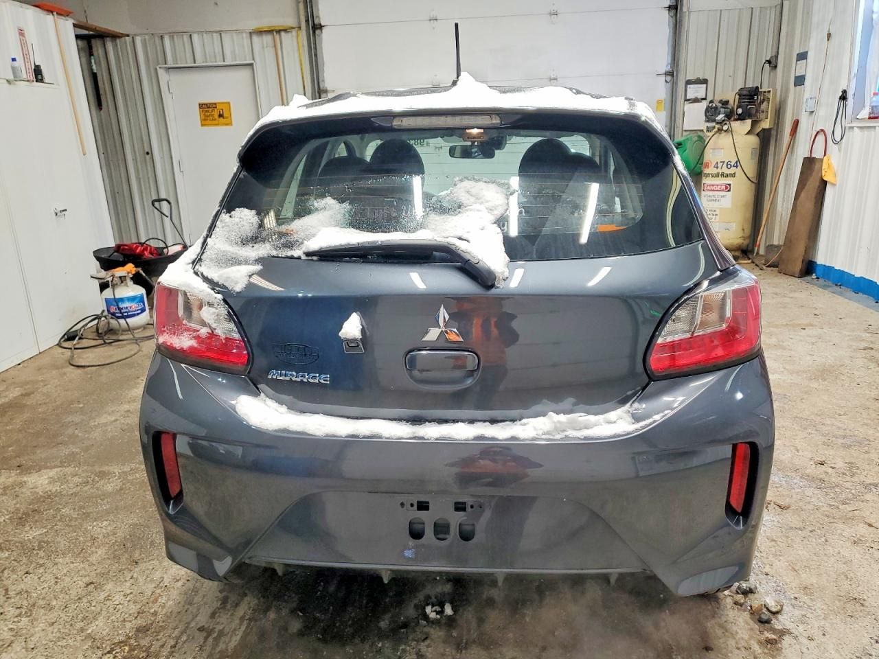 2024 Mitsubishi Mirage es