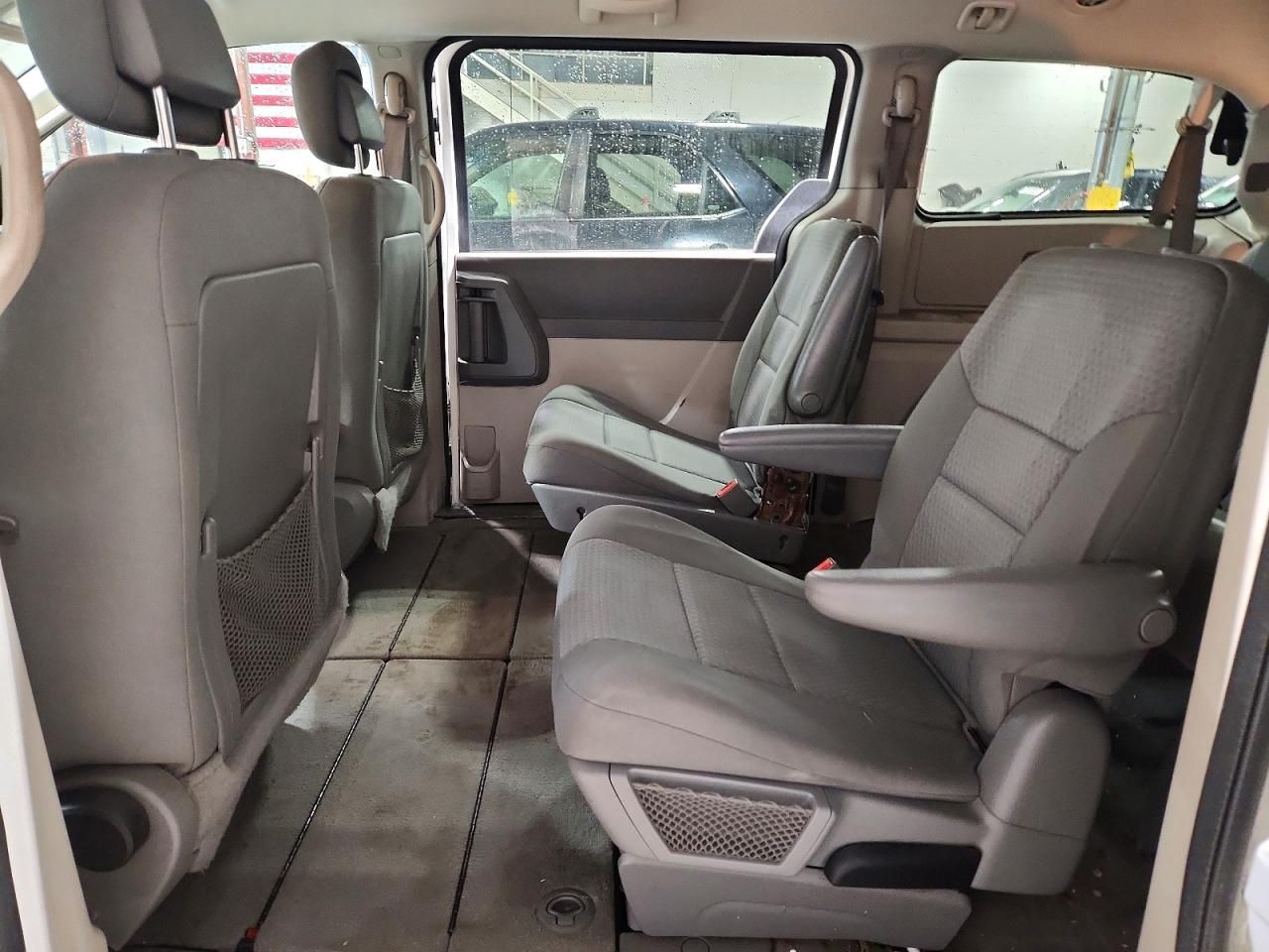 2010 Dodge Grand Caravan se