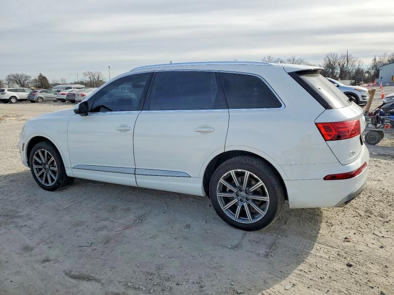 2019 Audi Q7 Premium Plus